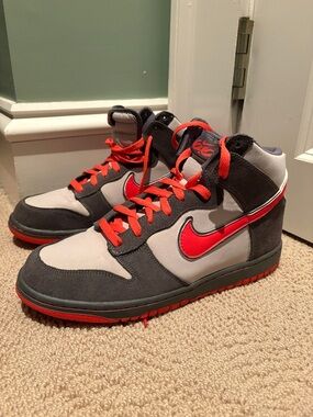 Nike Dunk High-Top Sneakers in smoke Gray and Red with Red Swoosh